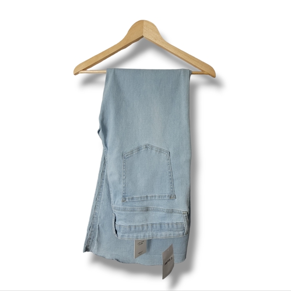 F21 Low Rise Flare Wide Leg Light Blue Jeans, 33 - Picture 3 of 6